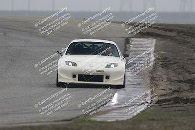 media/Nov-28-2025-Speed SF (Fri) [[b9fcb3577c]]/Red and Gold/Session 3 (Outside GrapevineGold/